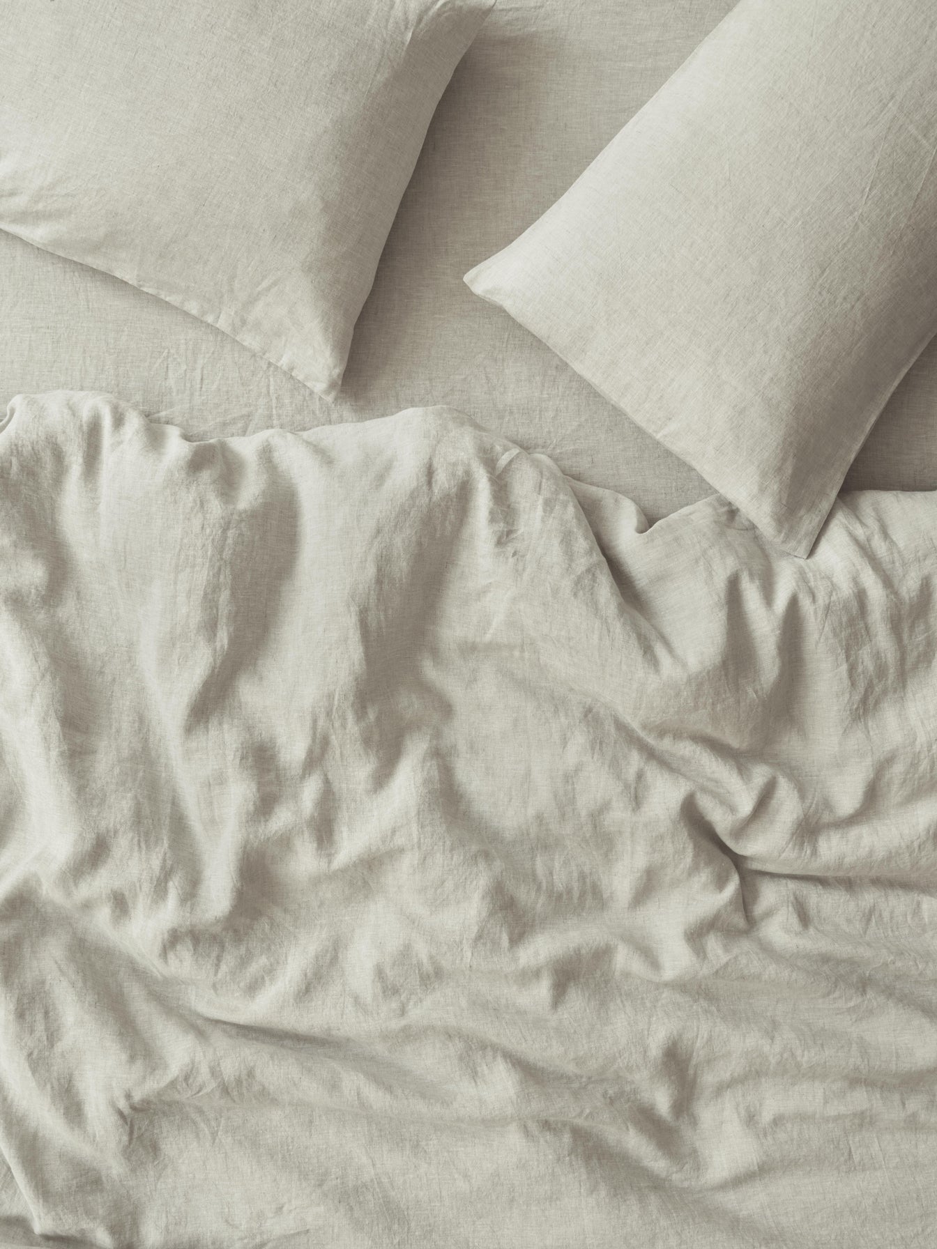 100_-LINEN-PLAIN-OATMEAL-OVERHEAD-LIFESTYLEcopy2