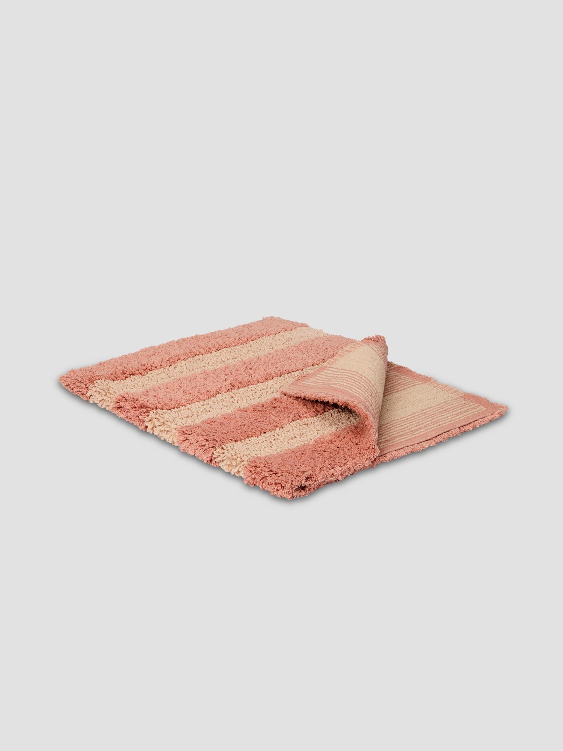 BATH-MATS-SANDSHELL_1_copy