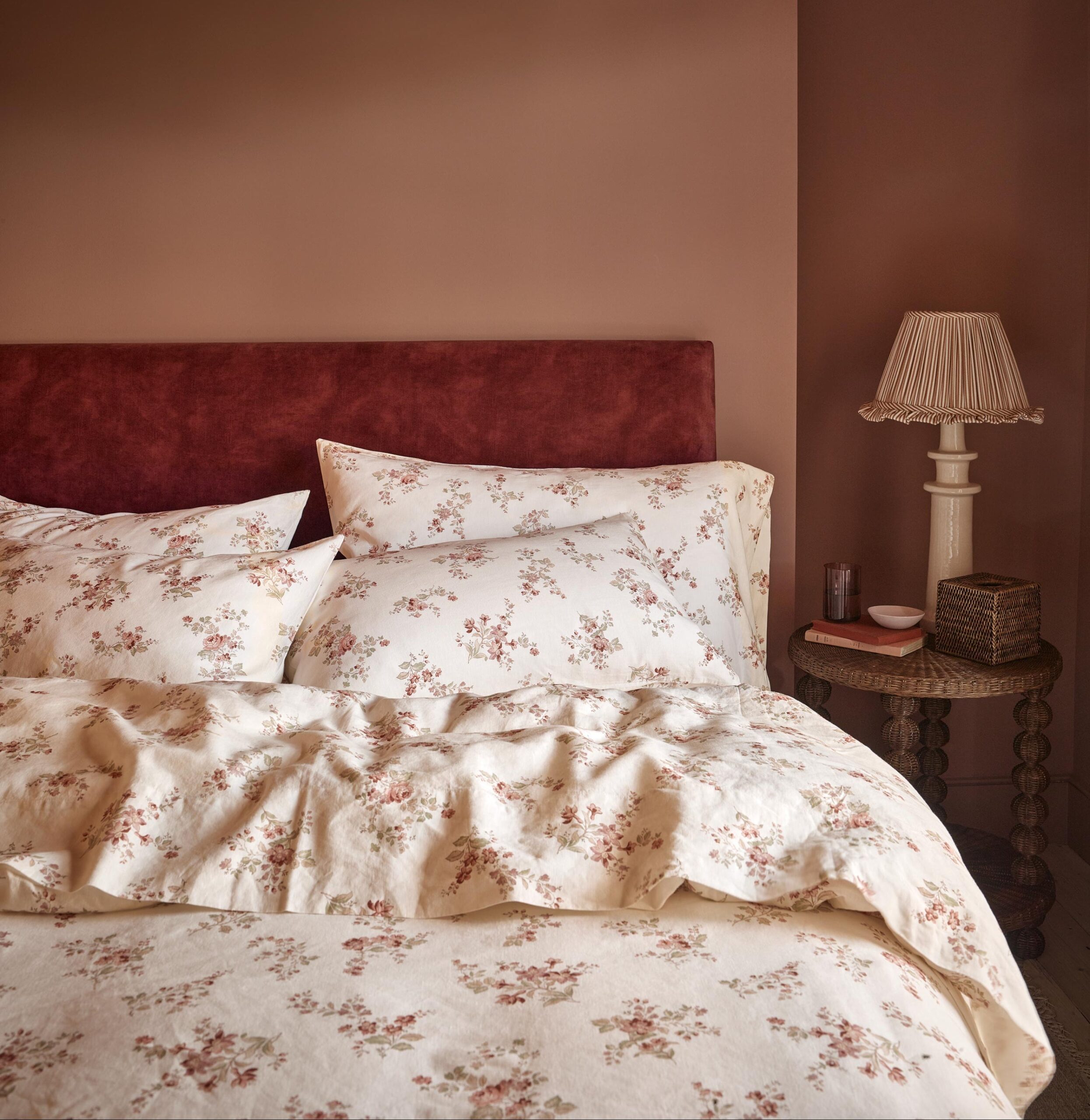Dusty_Pink_Heirloom_Rose_Linen_Blend_Flat_Sheet_4