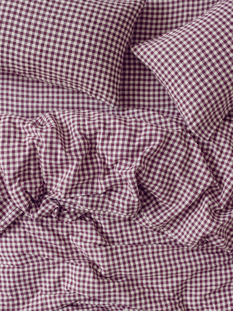 GINGHAM-LINEN-BLEND-BEDDINGBERRY-Overhead-copy-copy