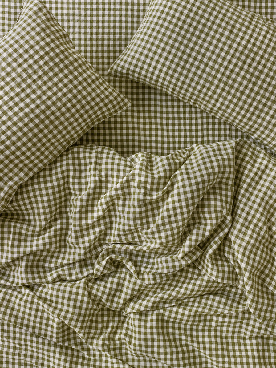 GINGHAM-LINEN-BLEND-BEDDINGBOTANICAL-GREEN-Overhead-copy_copy