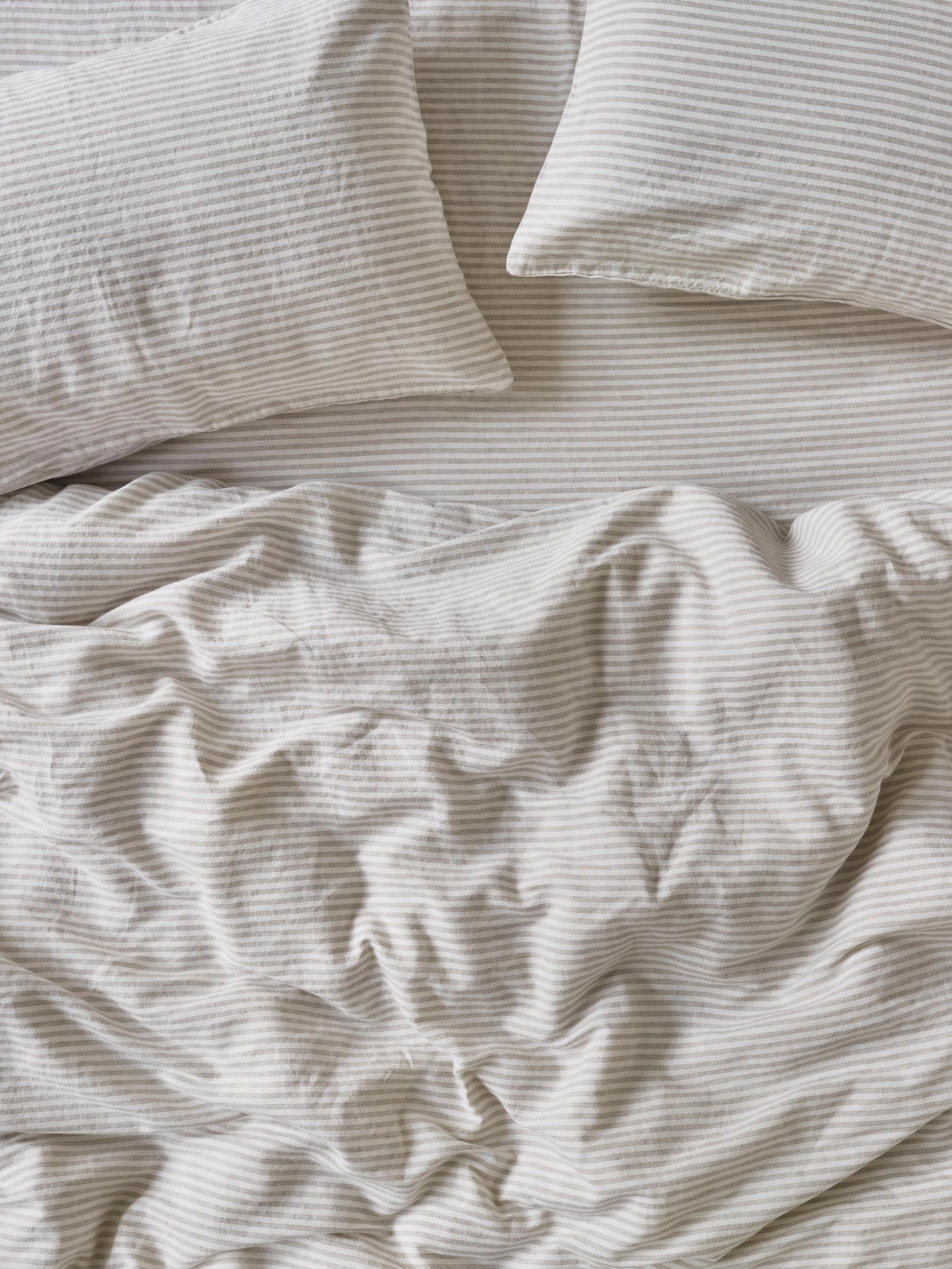 Oatmeal-Stripe-LinenOatmeal-Stripe_OVERHEAD-copy