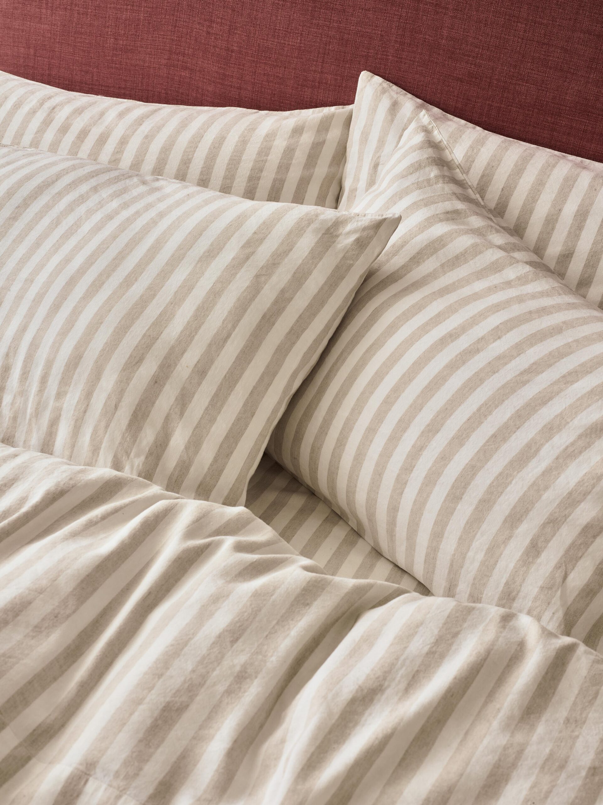 Oatmeal_Pembroke_Stripe_Linen_Blend_Pillowcases_Pair_1
