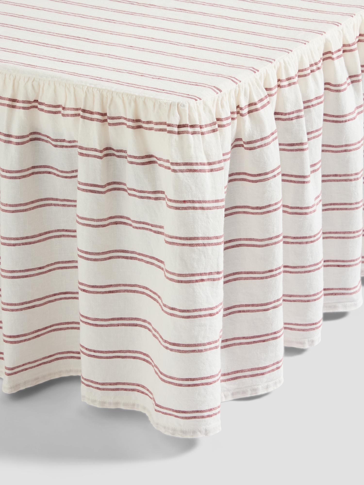 PEMBROKE-STRIPE-LKEMPTOWN-STRIPE-LINEN-BEDDINGRHUBARBVALANCEINEN-BEDDINGRHUBARB-ROSEVALANCE_copy_e6d1007a-4569-4ebb-af8d-8c35fcb614b0