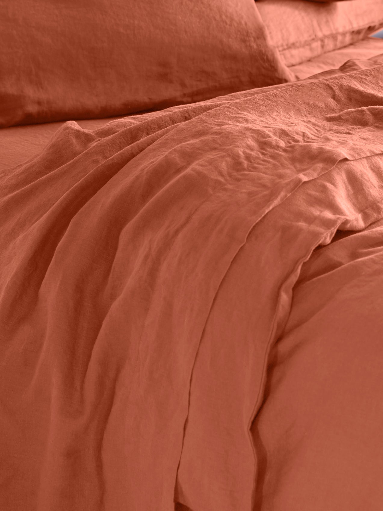 Piglet-in-Bed-AW-Plain-Linen-Bedding-Burnt_Orange_-Flat-Sheet-_1_2_copy_2