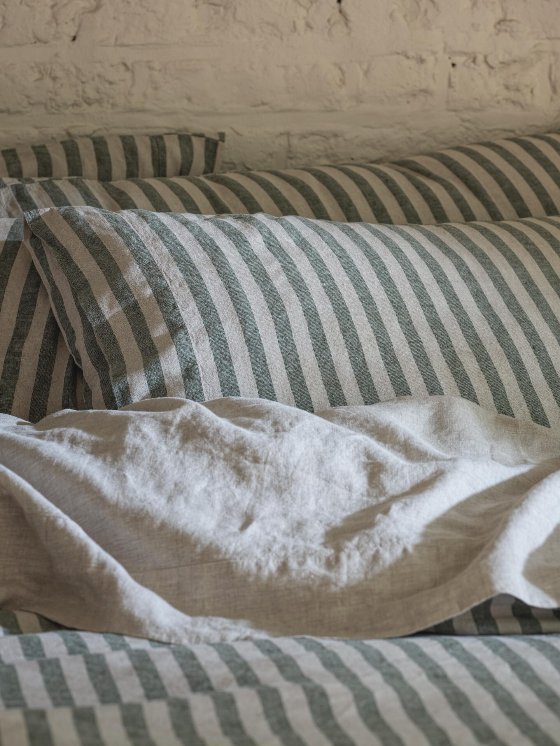 Piglet_07.24_Fern_Green_Pembroke_Stripe_0073_copy