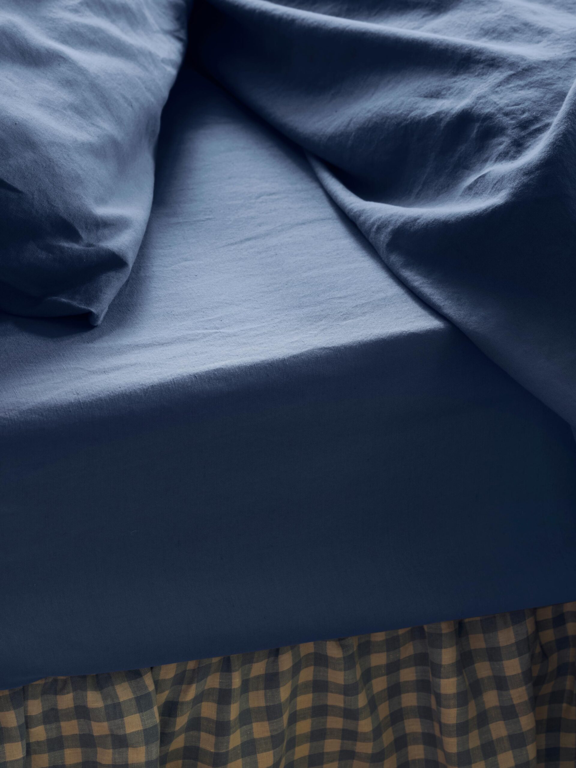 TobyMitchell2024_PIGLETINBED_LINENBLEND_DUSTBLUE_151_copy