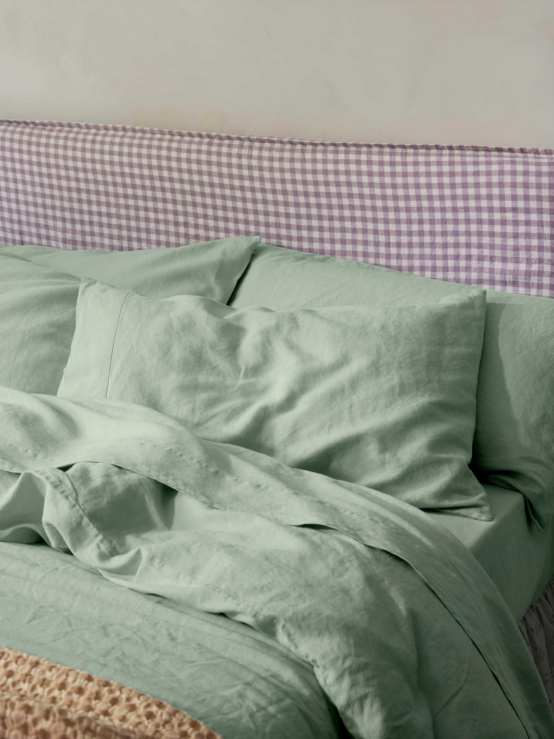 TobyMitchell2024_PIGLETINBED_LINENBLEND_SAGEGREEN_302_RT3_copy